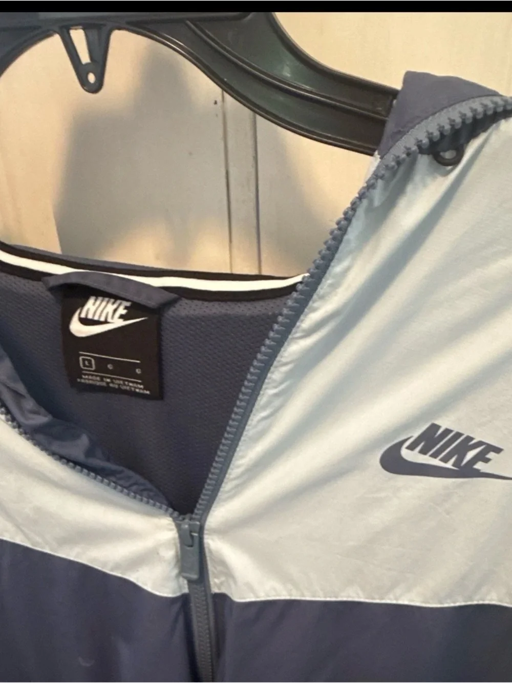 Nike Women's Two-Tone Hooded Windbreaker Jacket - Light blue & Dark blue